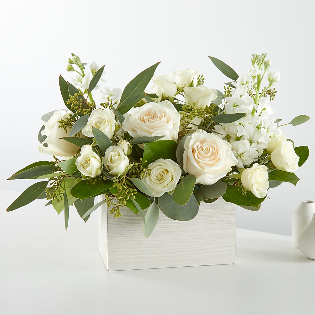 Fresh Linen Box Bouquet – Jewel, Itasca IL