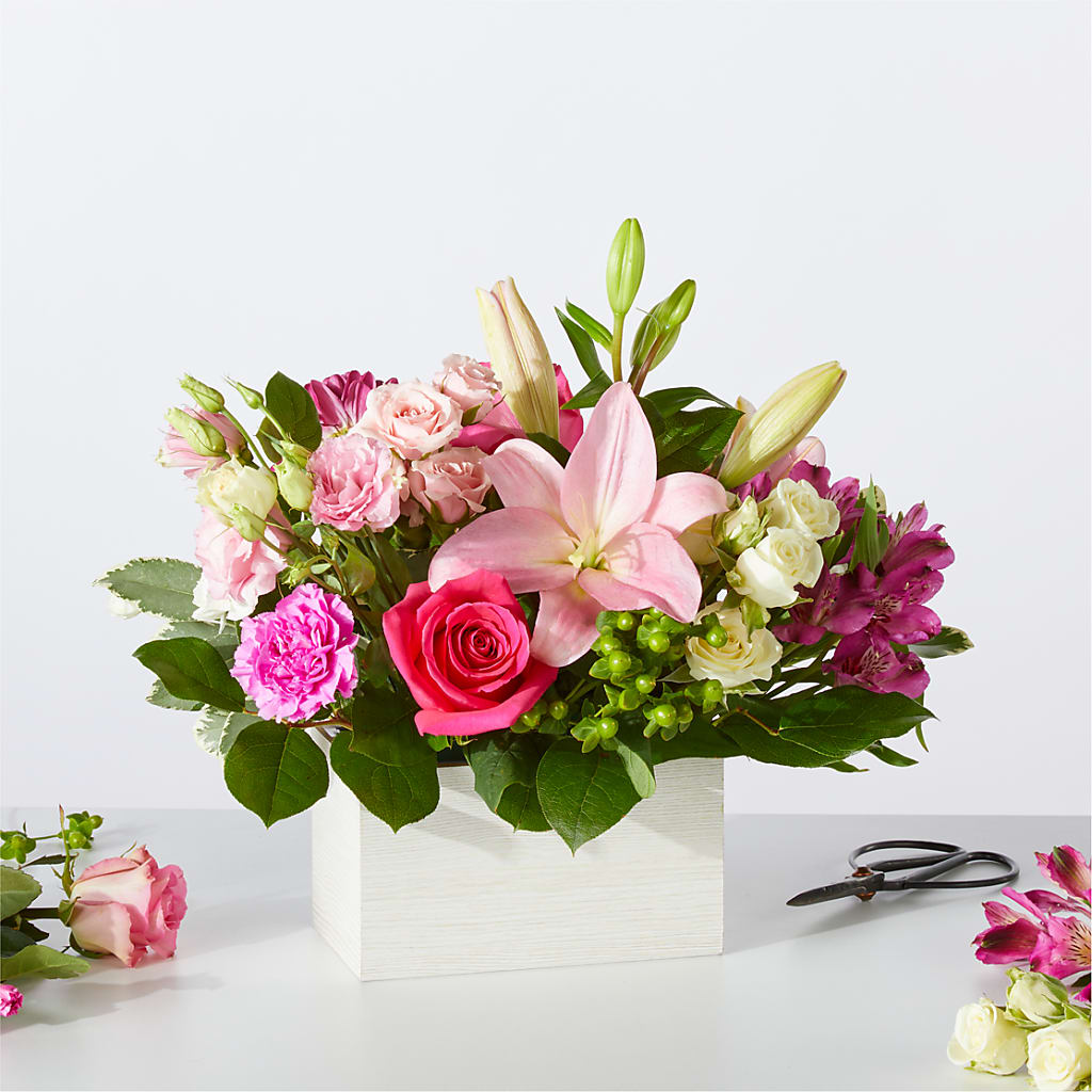 Sweetberry Box – A Florist Original – Jewel, Itasca IL
