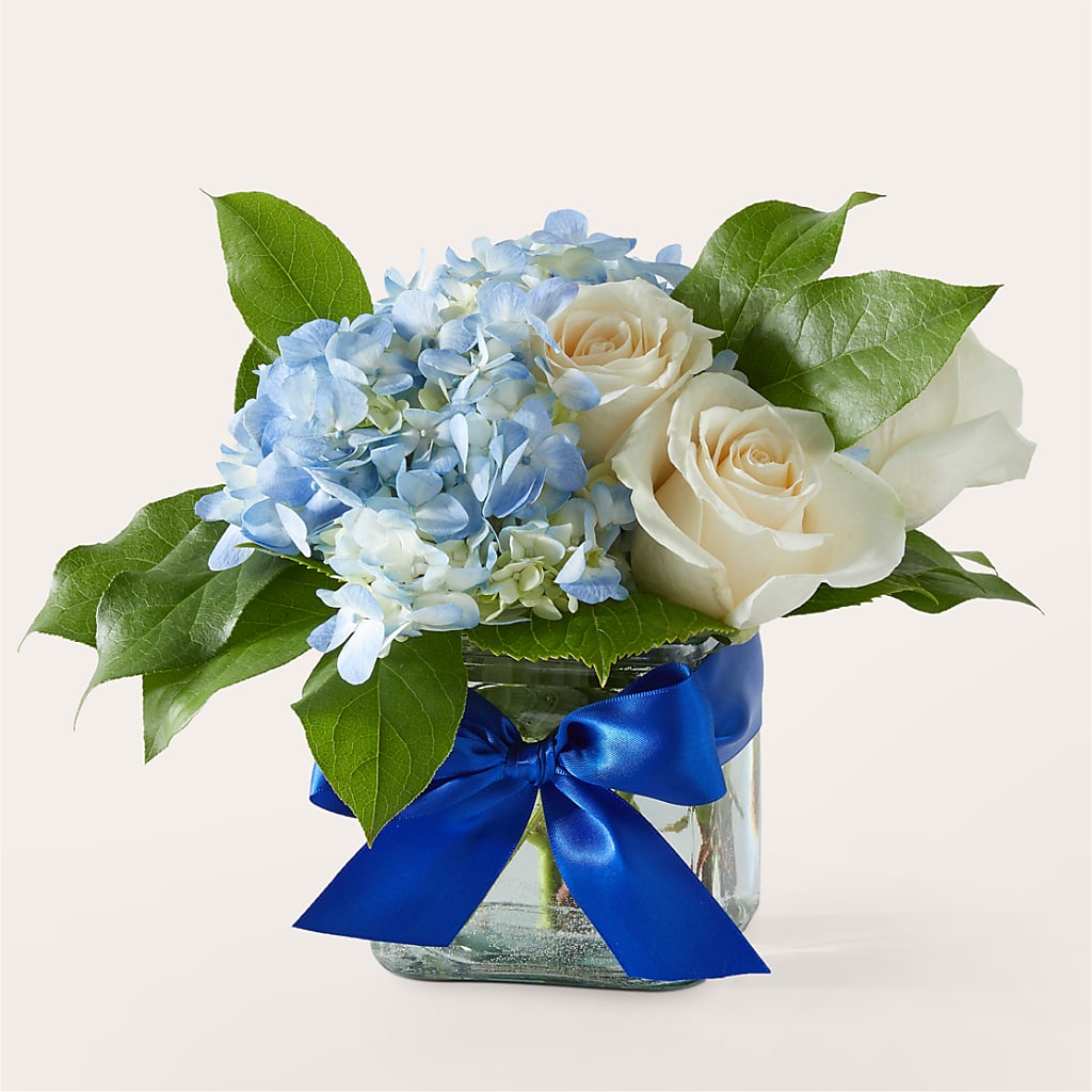 Sky Blue Delight Bouquet – Jewel, Itasca IL