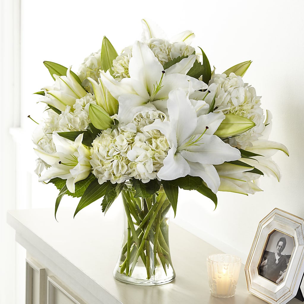 Compassionate Lily Bouquet – Jewel, Itasca IL