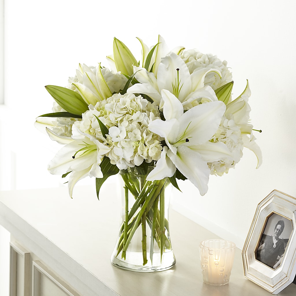 Compassionate Lily Bouquet – Jewel, Itasca IL