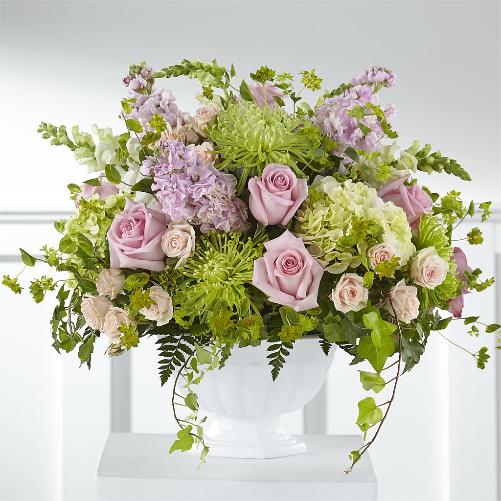 Radiant Embrace Arrangement – Jewel, Itasca IL