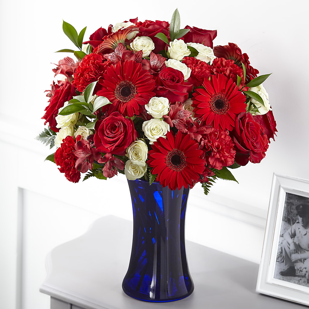 Hearts Embrace Bouquet – Jewel, Itasca IL
