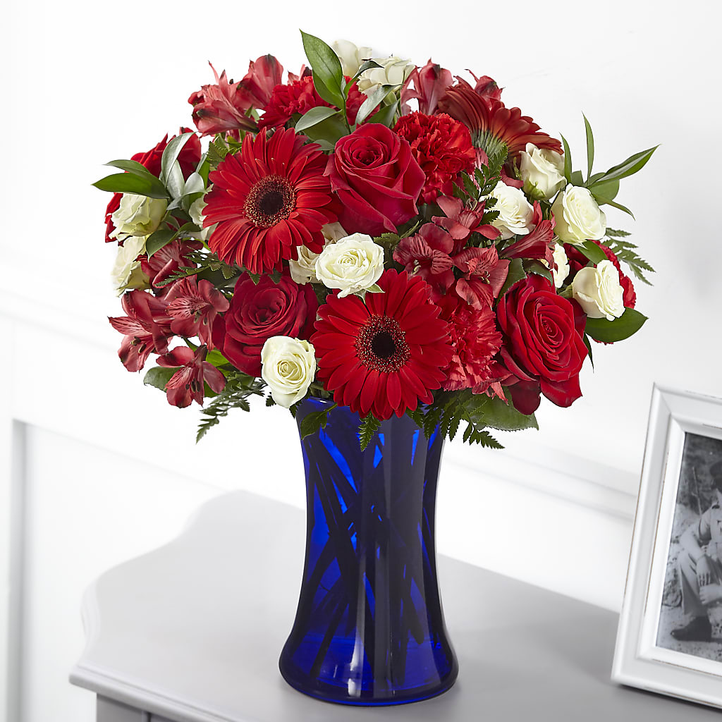 Hearts Embrace Bouquet – Jewel, Itasca IL