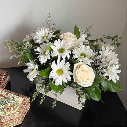 Fresh Linen Box Bouquet –  Jewel, Itasca IL