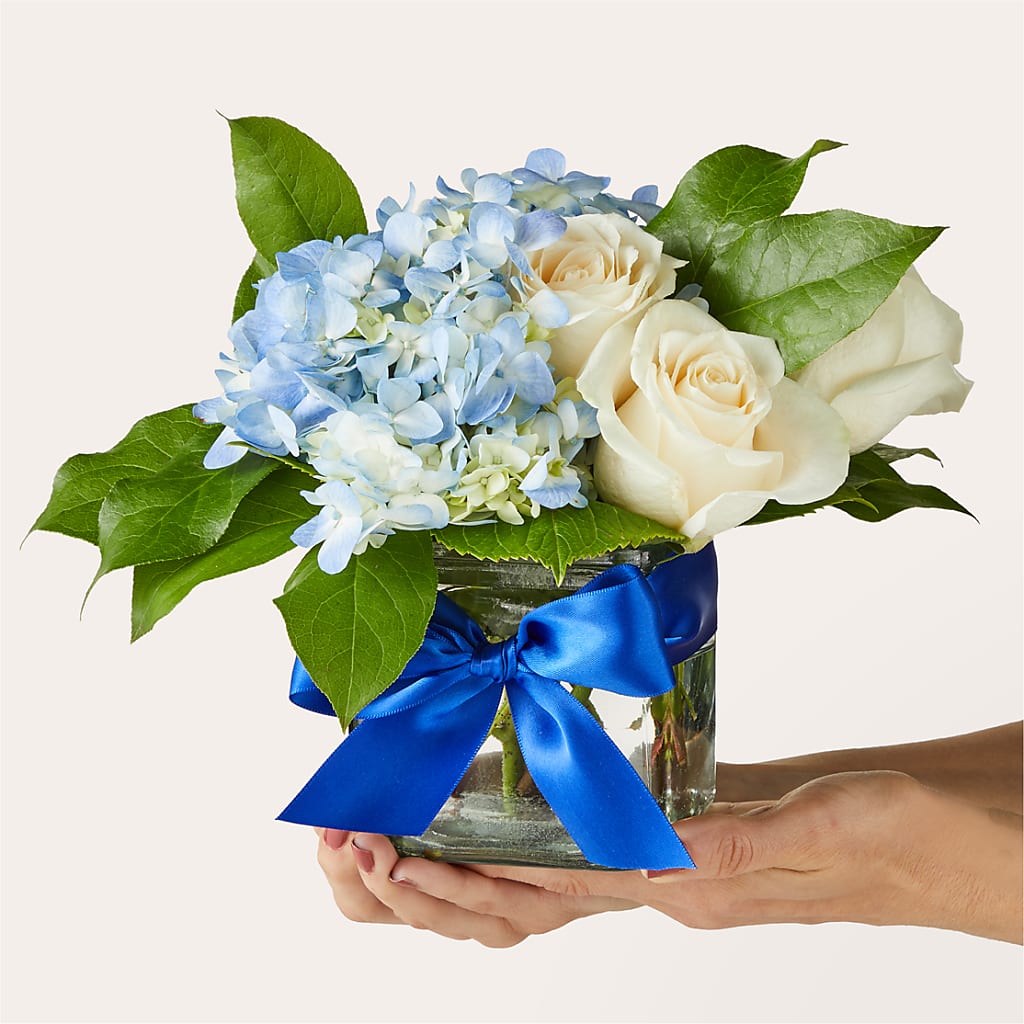 Sky Blue Delight Bouquet –  Jewel, Itasca IL