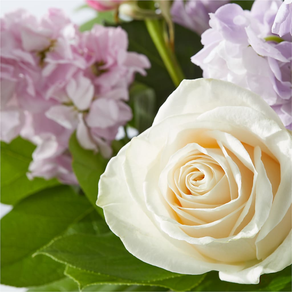 Springtime Spritz Bouquet –  Jewel, Itasca IL