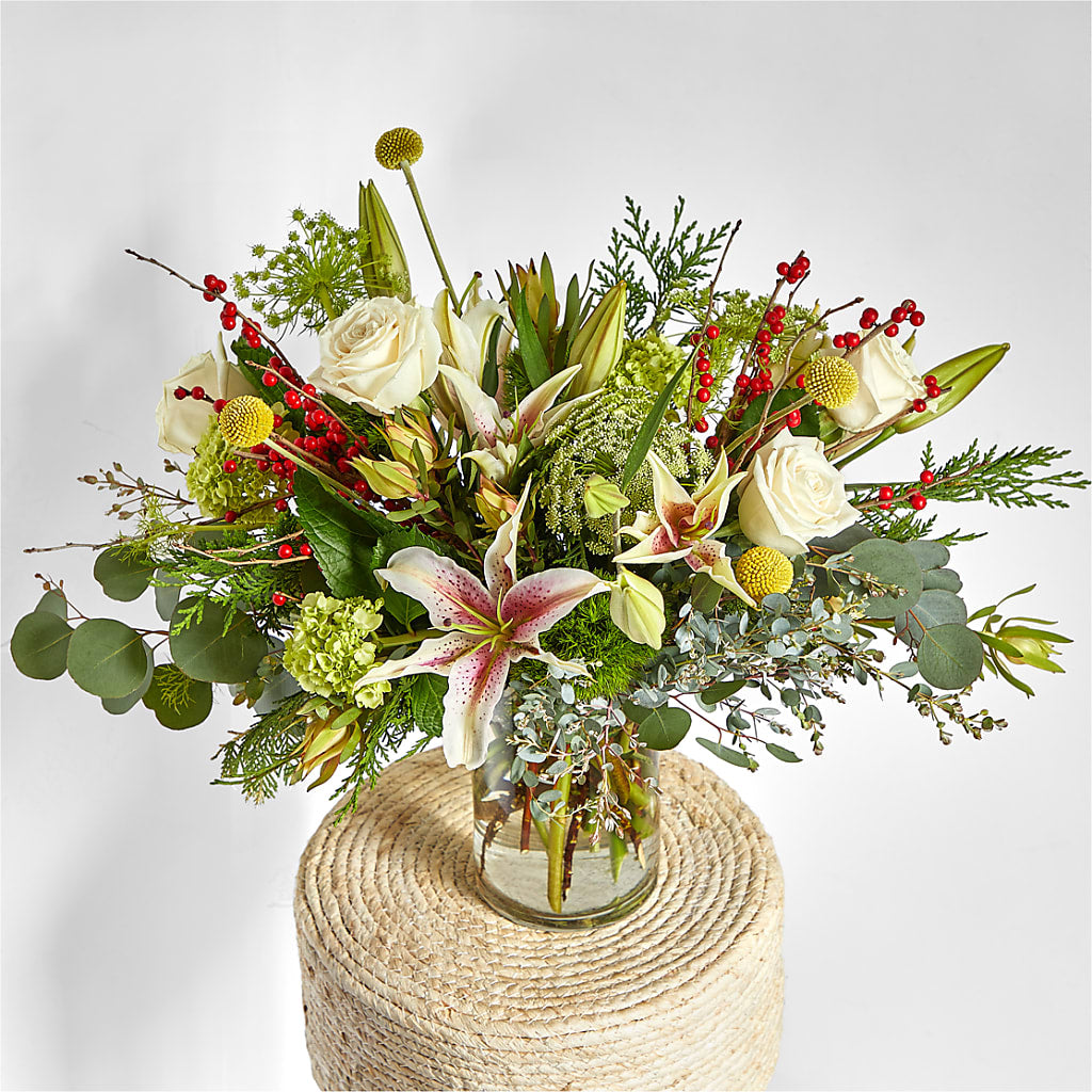 Berry & Bright Bouquet –  Jewel, Itasca IL